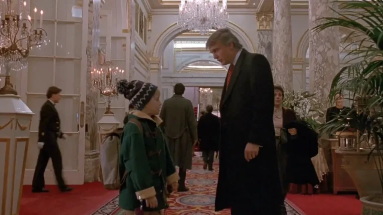 Donald Trump and Kevin McCallister in Plaza Hotel. Home Alone 2.